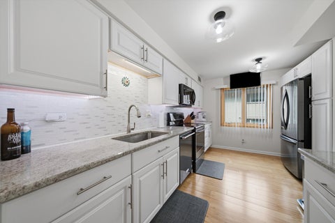 Tiny photo for 1417 BONNIE BRAE Place #2A, River Forest, IL 60305 (MLS # 12749929)