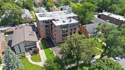 Tiny photo for 1417 BONNIE BRAE Place #2A, River Forest, IL 60305 (MLS # 12749929)