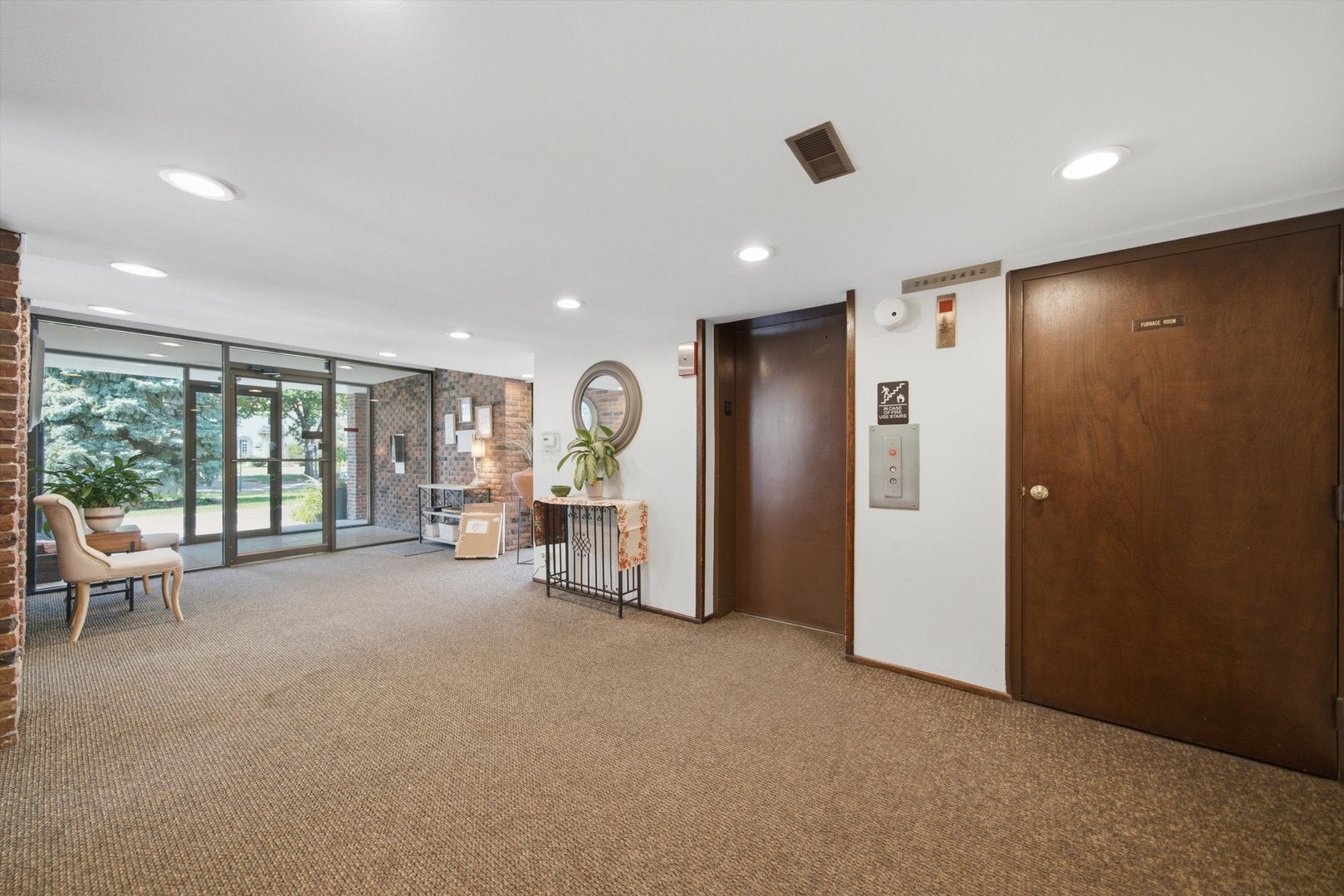 1417 BONNIE BRAE Place 2A