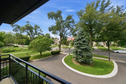Tiny photo for 1417 BONNIE BRAE Place #2A, River Forest, IL 60305 (MLS # 12749929)