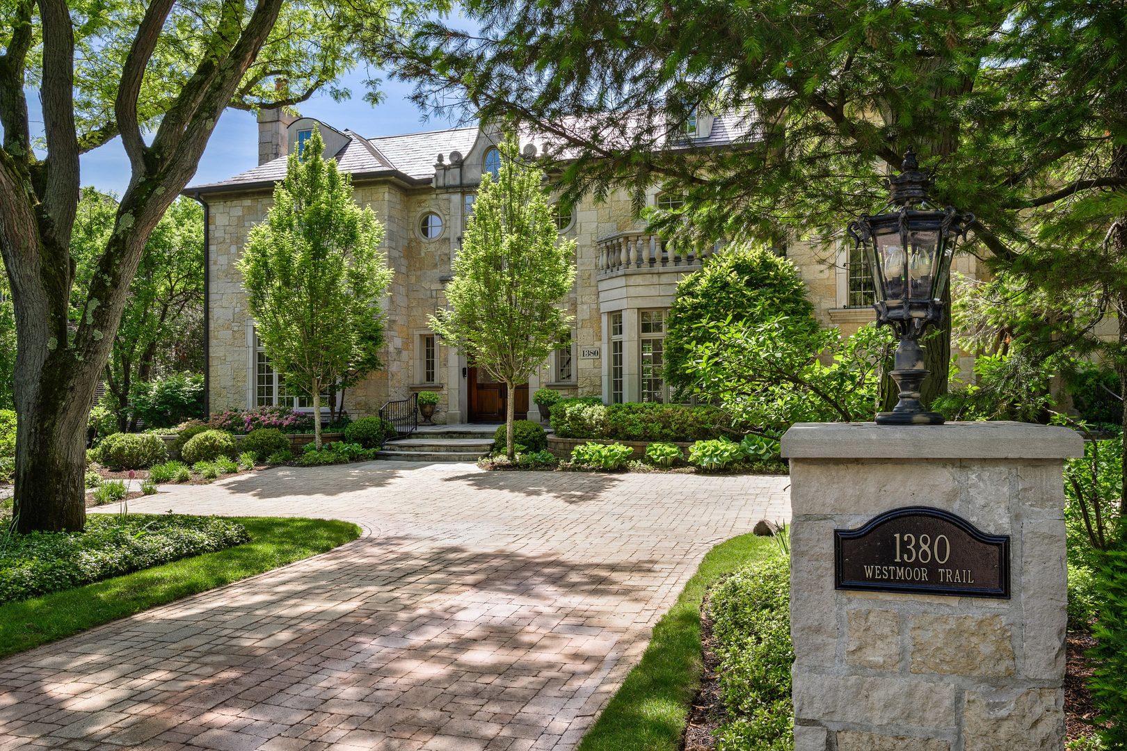 1380 Westmoor Trail