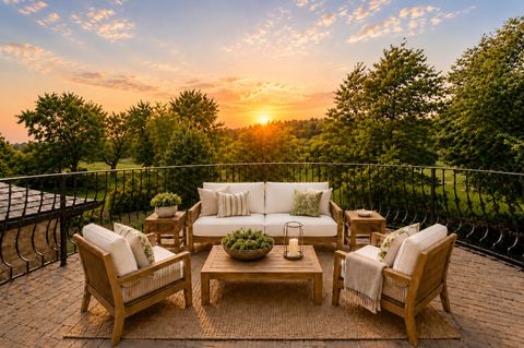 Tiny photo for 1380 Westmoor Trail, Winnetka, IL 60093 (MLS # 12657418)