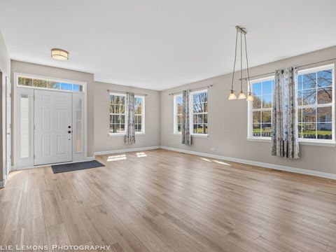 Tiny photo for 3024 Cookson Avenue, Elgin, IL 60124 (MLS # 12627333)