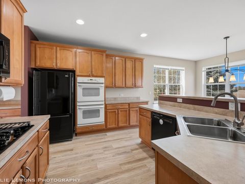 Tiny photo for 3024 Cookson Avenue, Elgin, IL 60124 (MLS # 12627333)