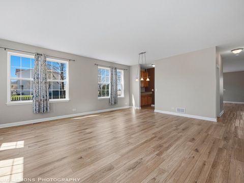 Tiny photo for 3024 Cookson Avenue, Elgin, IL 60124 (MLS # 12627333)