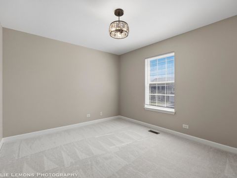 Tiny photo for 3024 Cookson Avenue, Elgin, IL 60124 (MLS # 12627333)