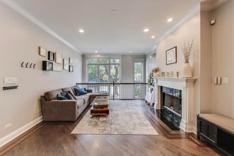 Tiny photo for 914 W Wrightwood Avenue #1, Chicago, IL 60614 (MLS # 12475206)