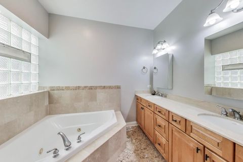 Tiny photo for 914 W Wrightwood Avenue #1, Chicago, IL 60614 (MLS # 12475206)