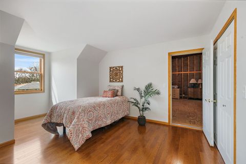 Tiny photo for 227 Lincoln Street, Schaumburg, IL 60194 (MLS # 12609729)