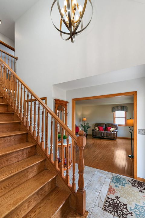 Tiny photo for 227 Lincoln Street, Schaumburg, IL 60194 (MLS # 12609729)