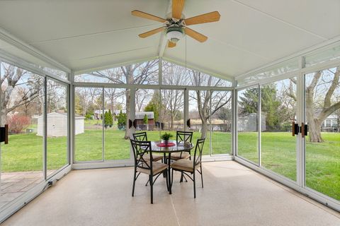 Tiny photo for 227 Lincoln Street, Schaumburg, IL 60194 (MLS # 12609729)