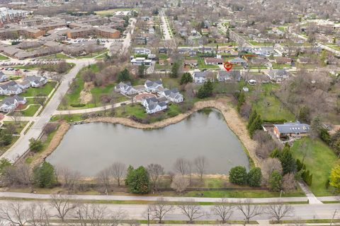 Tiny photo for 227 Lincoln Street, Schaumburg, IL 60194 (MLS # 12609729)