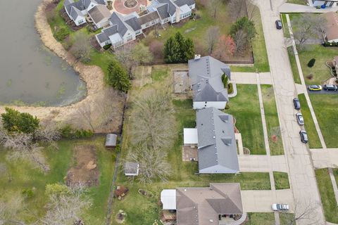Tiny photo for 227 Lincoln Street, Schaumburg, IL 60194 (MLS # 12609729)