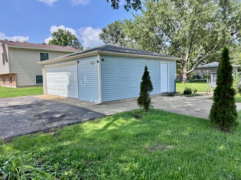 Tiny photo for 39330 N EMMAUS Avenue, Beach Park, IL 60087 (MLS # 12740762)