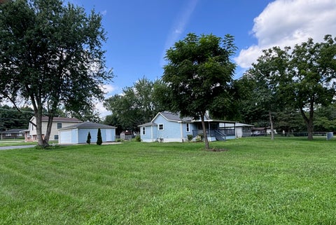 Tiny photo for 39330 N EMMAUS Avenue, Beach Park, IL 60087 (MLS # 12740762)