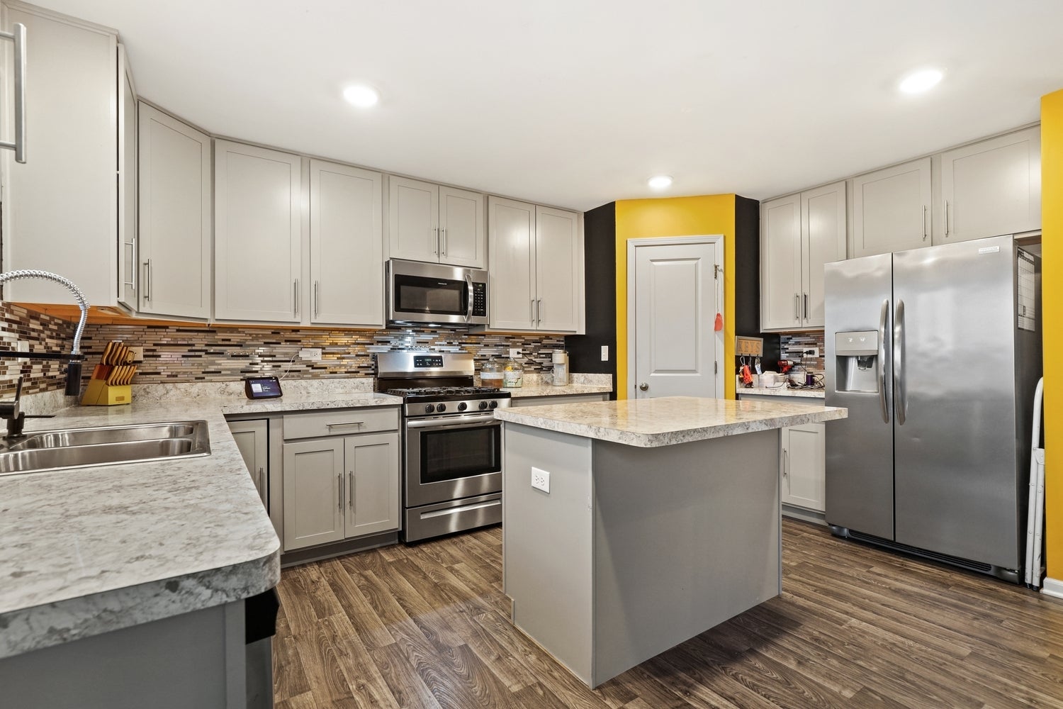1213 Prairie Creek Trail