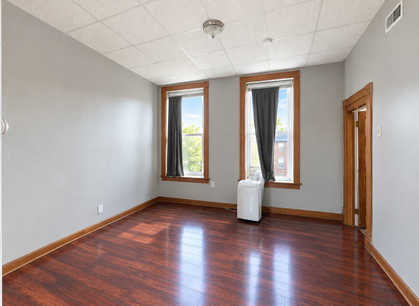 1854 S Ashland Avenue 2R