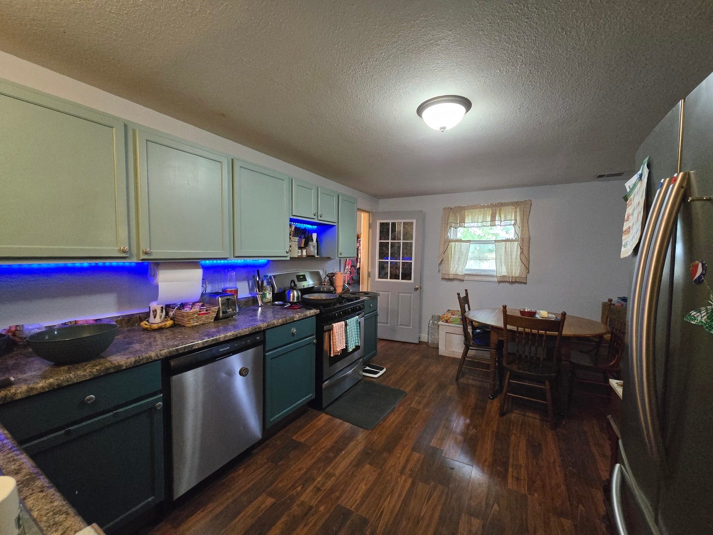 213 W South