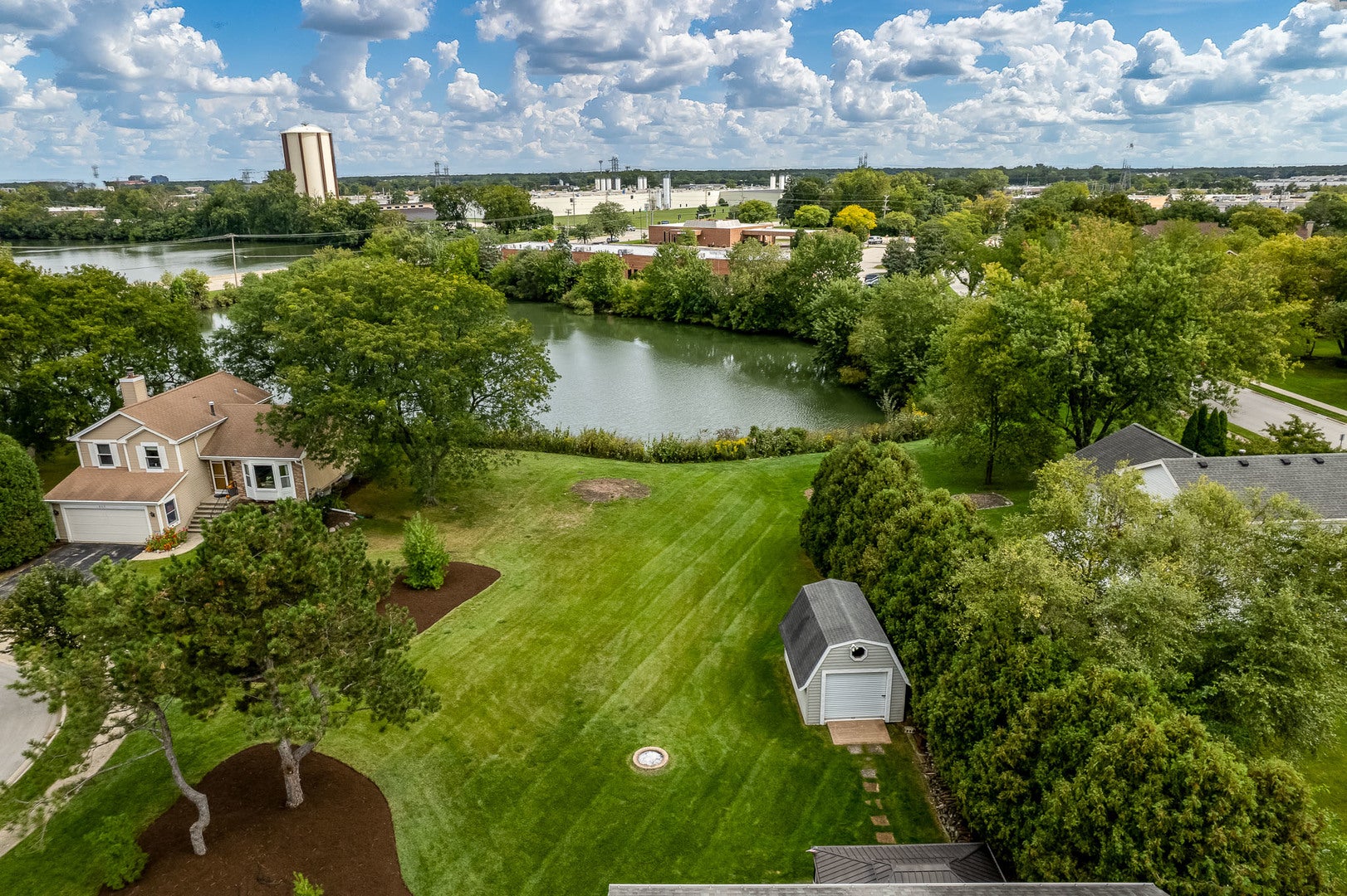 881 Willowbrook Drive