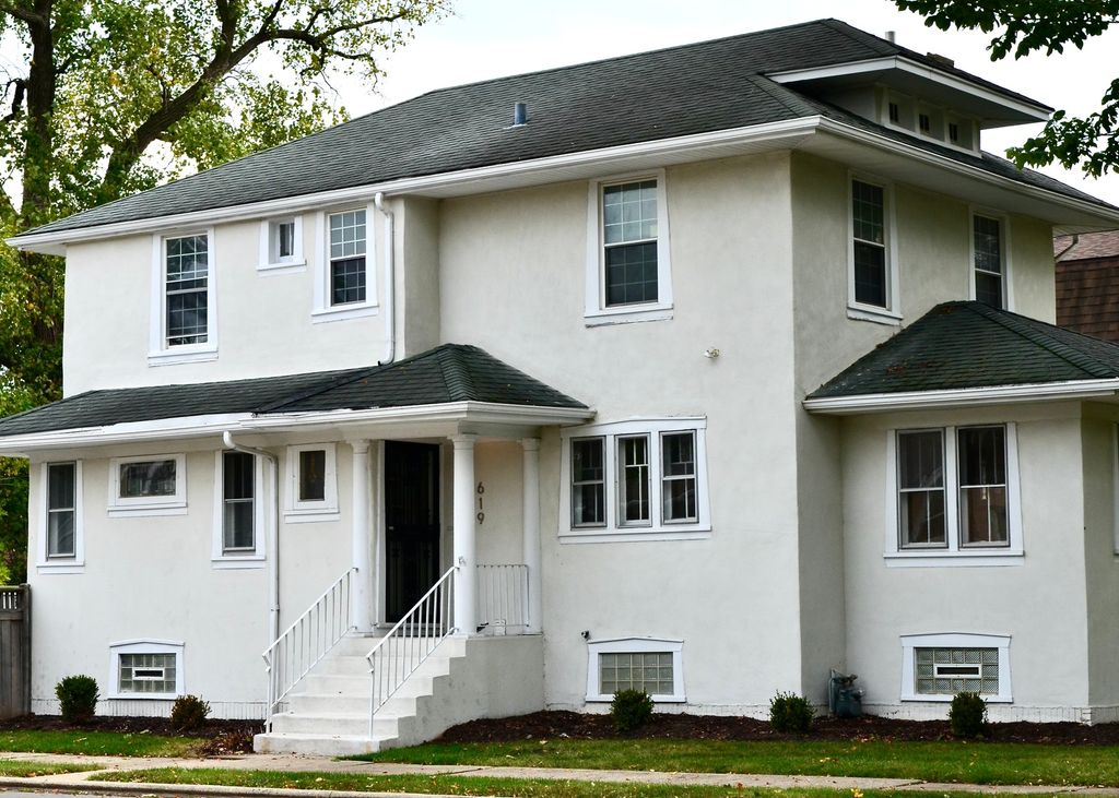 Photo for 619 N 4th Avenue, Maywood, IL 60153 (MLS # 12499084)