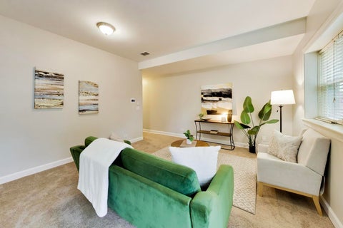 Tiny photo for 2927 N Gresham Avenue #1, Chicago, IL 60618 (MLS # 12711934)