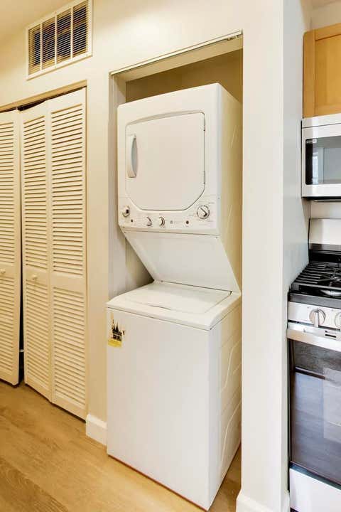 Tiny photo for 2927 N Gresham Avenue #1, Chicago, IL 60618 (MLS # 12711934)