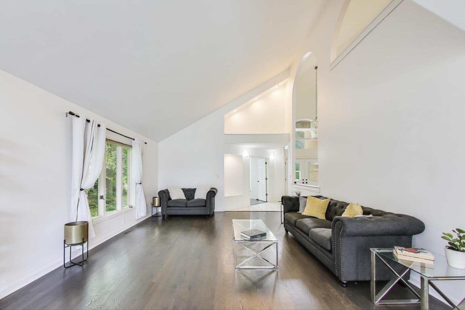 8990 W 99th Street