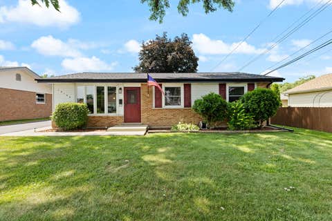 Photo of 13108 Fairway Drive, Crestwood, IL 60418 (MLS # 12717566)