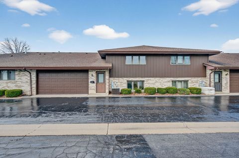 Tiny photo for 10536 Illinois Court, Orland Park, IL 60467 (MLS # 12603470)