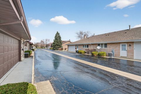 Tiny photo for 10536 Illinois Court, Orland Park, IL 60467 (MLS # 12603470)