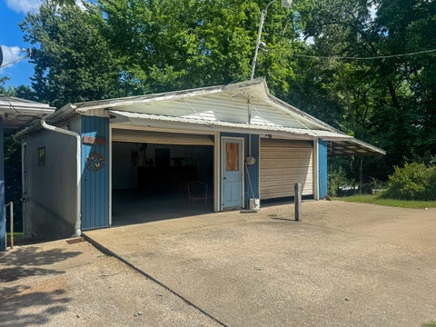 Tiny photo for 800 Shady Acres Lane, Quincy, IL 62305 (MLS # 12709674)