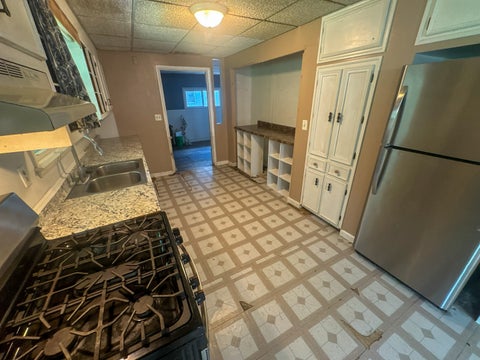 Tiny photo for 800 Shady Acres Lane, Quincy, IL 62305 (MLS # 12709674)
