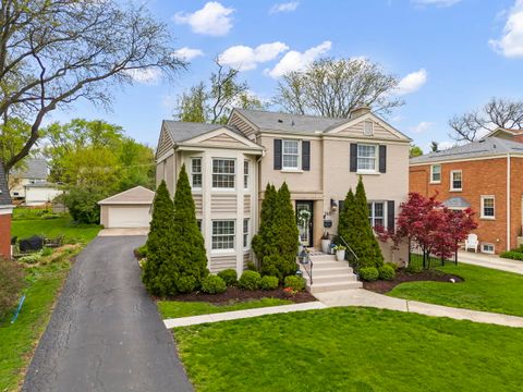 Tiny photo for 260 Chesterfield Avenue, Glen Ellyn, IL 60137 (MLS # 12631627)