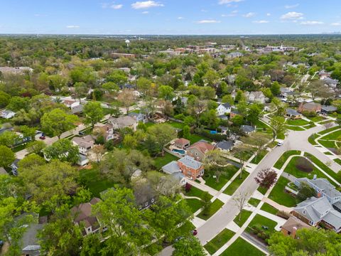 Tiny photo for 260 Chesterfield Avenue, Glen Ellyn, IL 60137 (MLS # 12631627)