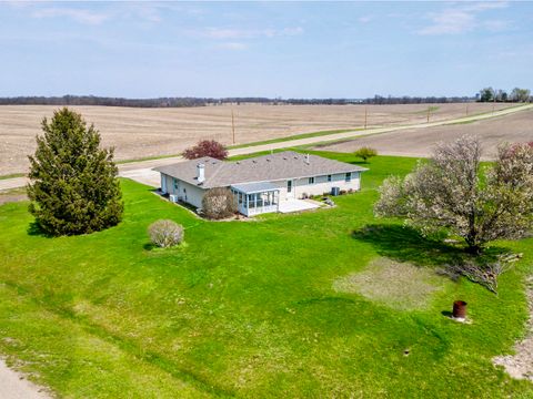 Tiny photo for 13015 E 2200 N Road, Hudson, IL 61748 (MLS # 12614674)