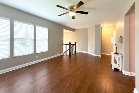 Tiny photo for 2808 dove Street, Rolling Meadows, IL 60008 (MLS # 12615810)