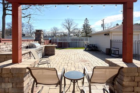 Tiny photo for 2808 dove Street, Rolling Meadows, IL 60008 (MLS # 12615810)