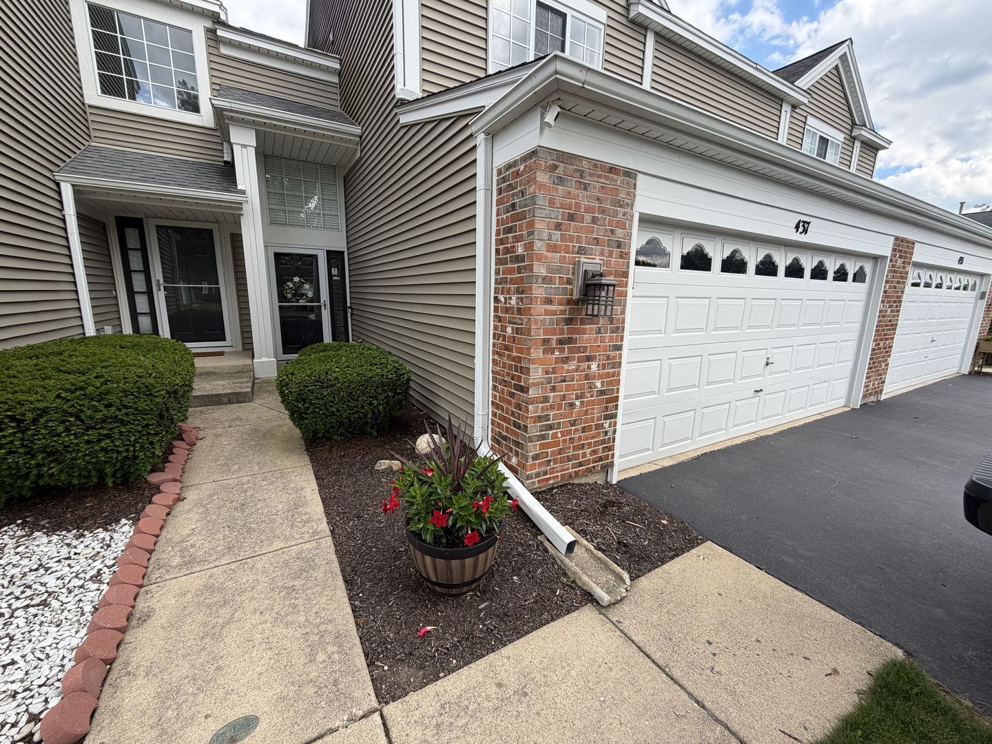 437 Spaulding Road
