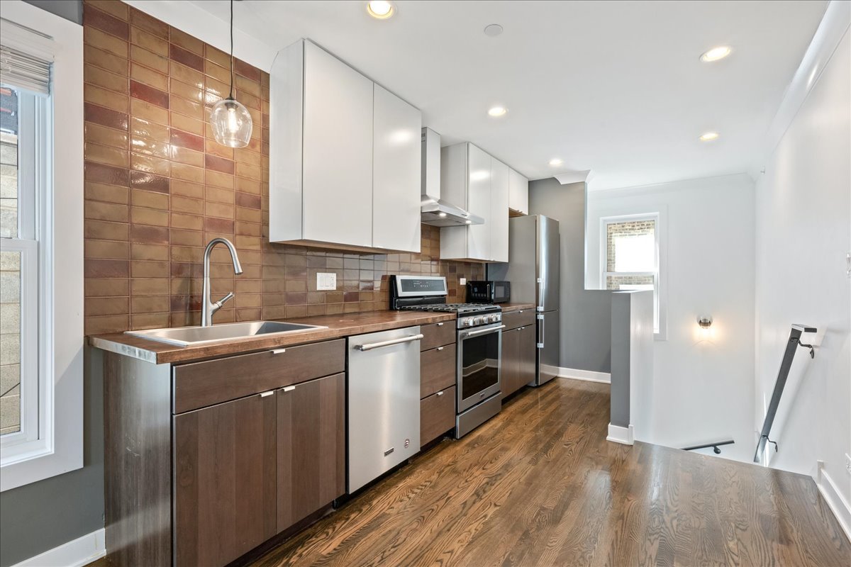 1442 N Paulina Street 1R