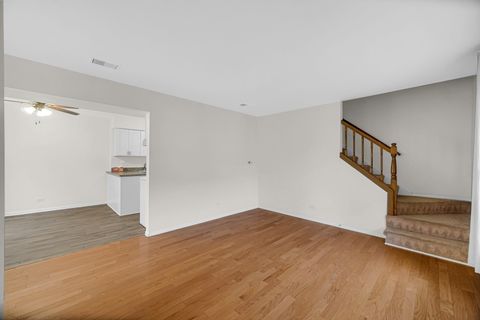 Tiny photo for 613 Shaw Court, Schaumburg, IL 60194 (MLS # 12592538)