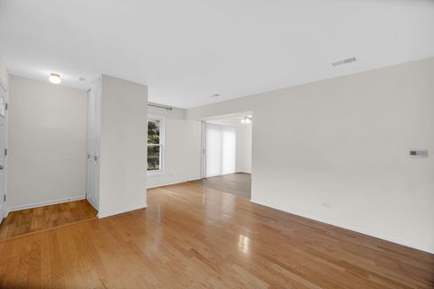 Tiny photo for 613 Shaw Court, Schaumburg, IL 60194 (MLS # 12592538)