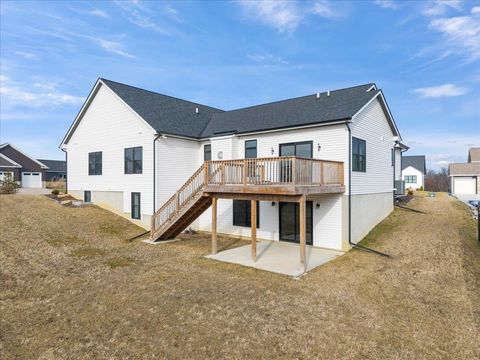 Tiny photo for 6817 Timber Court, Bettendorf, IA 52722 (MLS # 100000570)