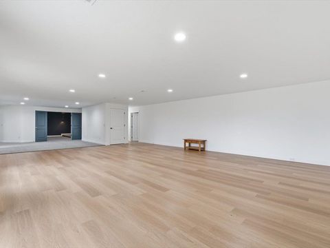 Tiny photo for 6817 Timber Court, Bettendorf, IA 52722 (MLS # 100000570)