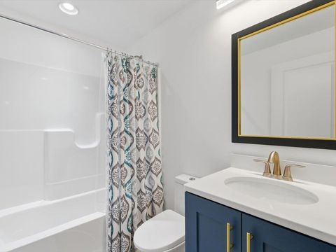 Tiny photo for 6817 Timber Court, Bettendorf, IA 52722 (MLS # 100000570)