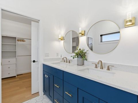 Tiny photo for 6817 Timber Court, Bettendorf, IA 52722 (MLS # 100000570)