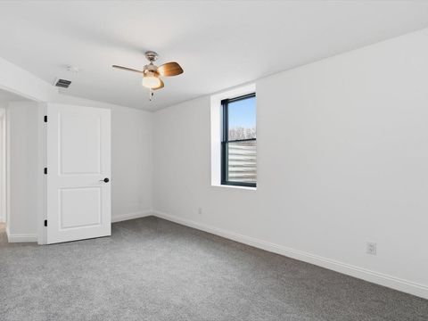 Tiny photo for 6817 Timber Court, Bettendorf, IA 52722 (MLS # 100000570)