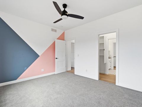 Tiny photo for 6817 Timber Court, Bettendorf, IA 52722 (MLS # 100000570)