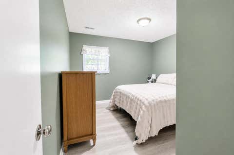 Tiny photo for 511 Broadway Avenue #101, Mattoon, IL 61938 (MLS # 12651504)
