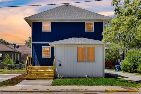 Photo of 860 State Line Road, Calumet City, IL 60409 (MLS # 12310760)