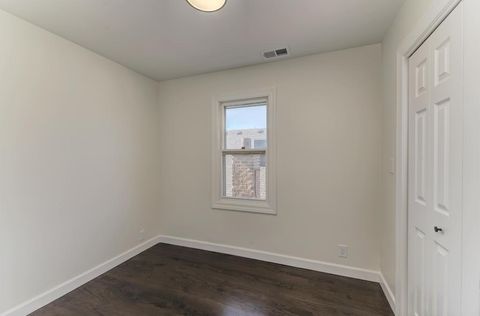 Tiny photo for 6218 W Foster Avenue, Chicago, IL 60630 (MLS # 12649343)